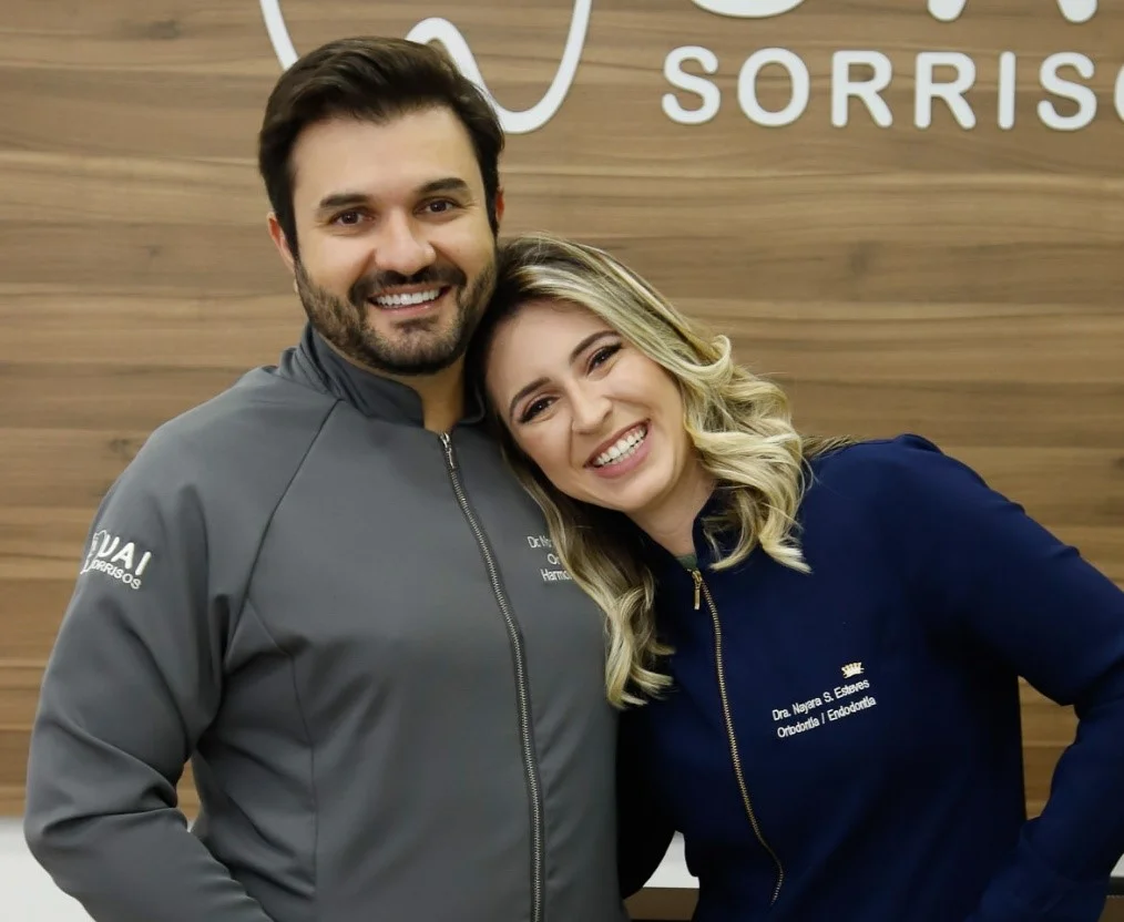 Ilustração Clareamento Dentário